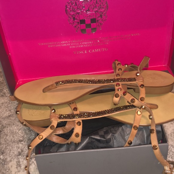 Tan Vince camuto sandals - Picture 5 of 5